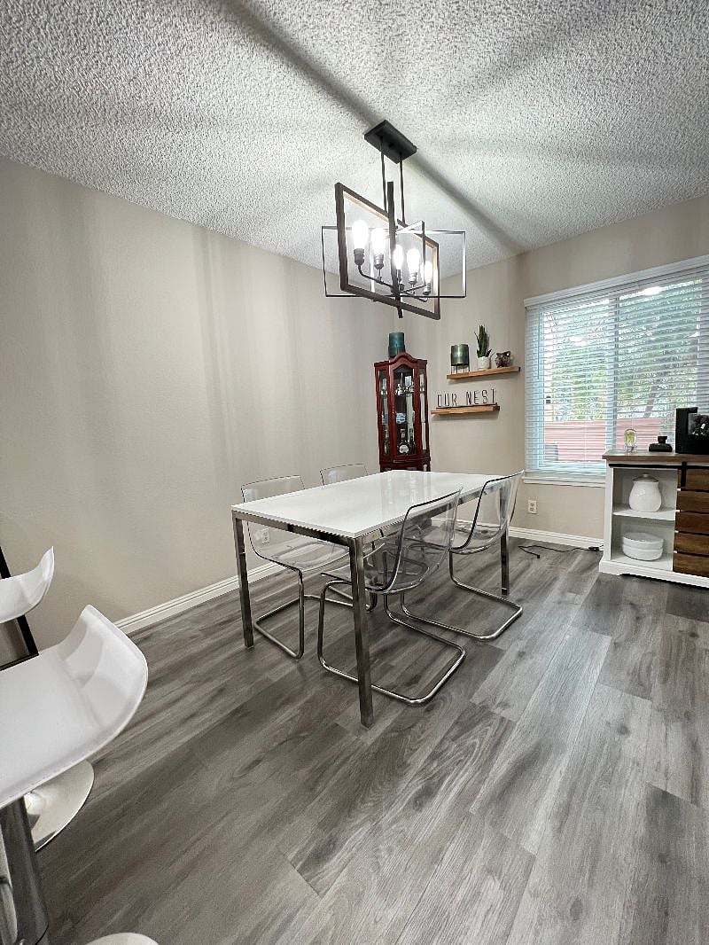 Furnished Finder property 484687_1 photo 3