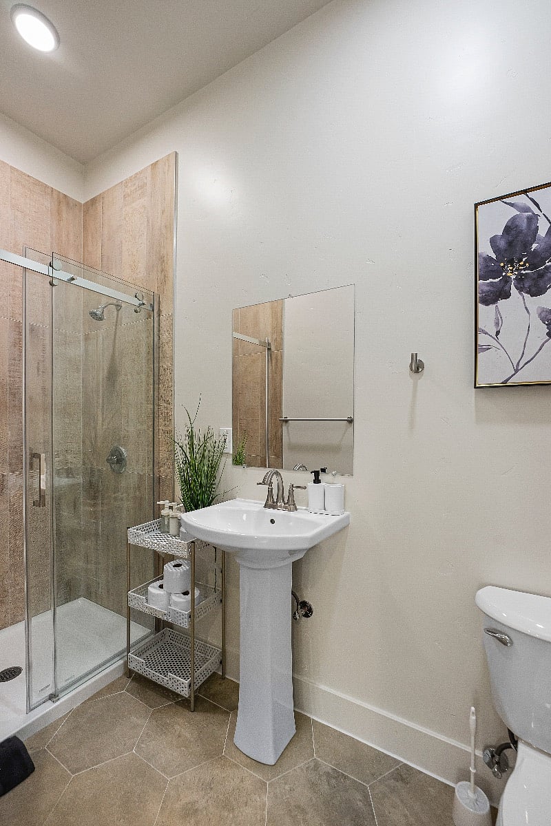 Furnished Finder property 484722_1 photo 35