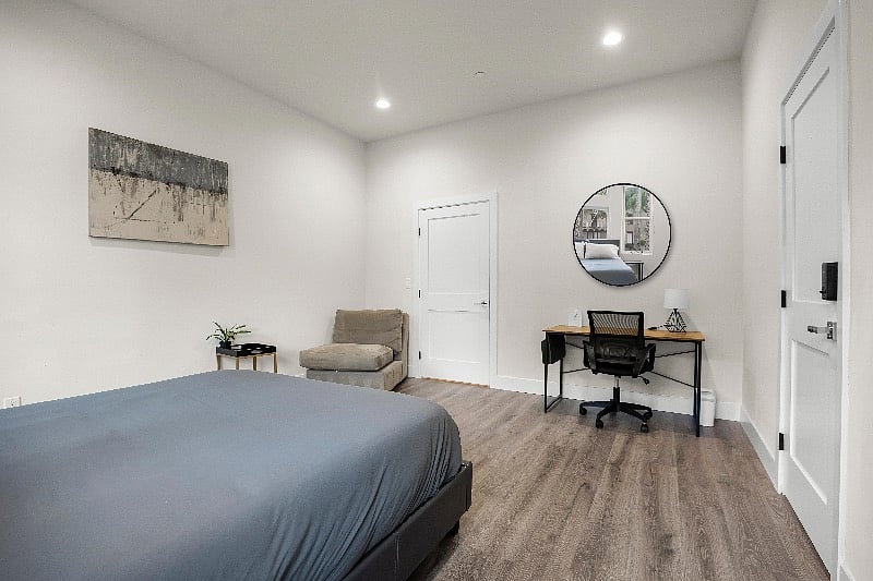 Furnished Finder property 484722_1 photo 33