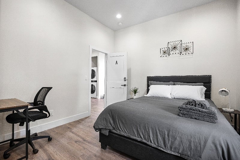 Furnished Finder property 484743_1 photo 47