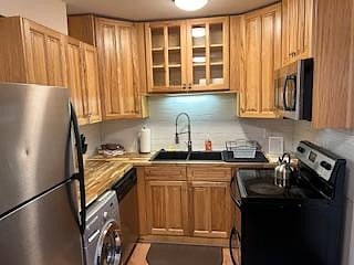 Furnished Finder property 484762_1 photo 7