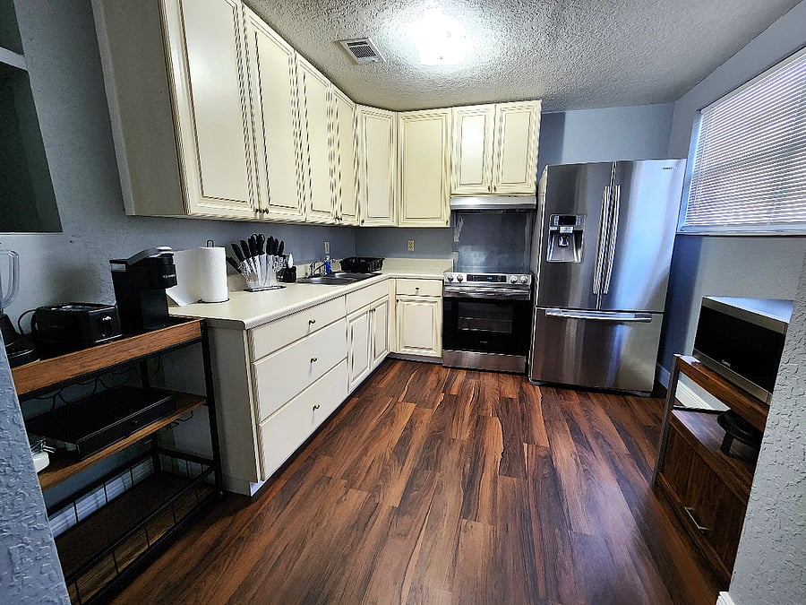 Furnished Finder property 484807_2 photo 3
