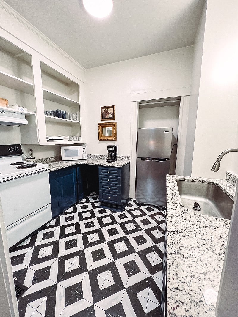 Furnished Finder property 484813_2 photo 8