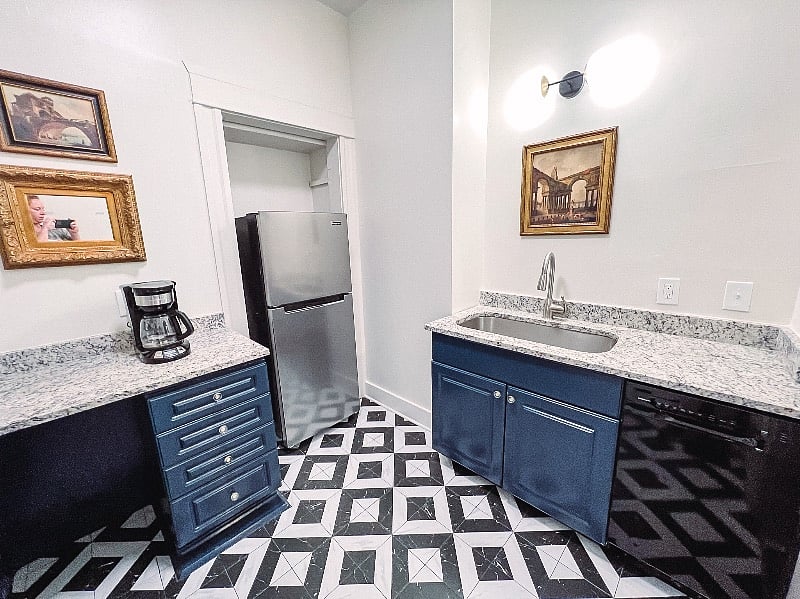 Furnished Finder property 484813_2 photo 9