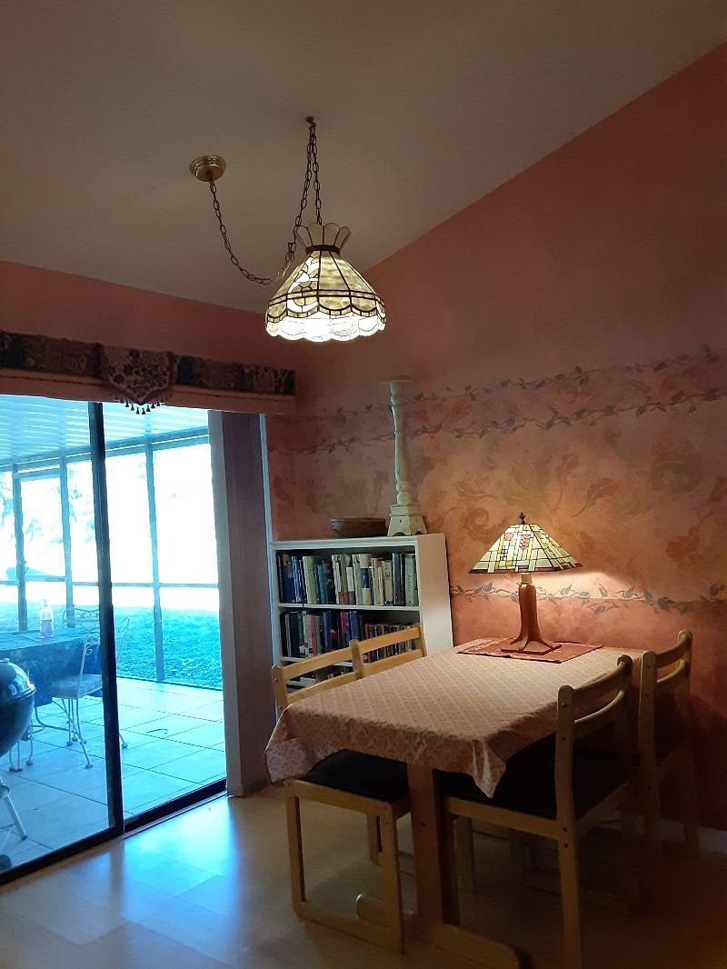 BREAKFAST NOOK OR WORK AREA