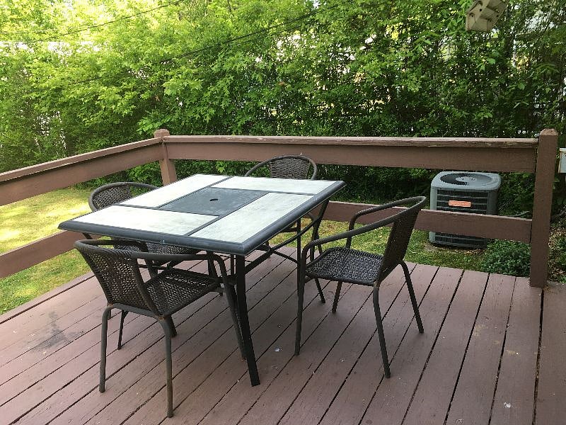 Private Seasonal Outdoor Dining