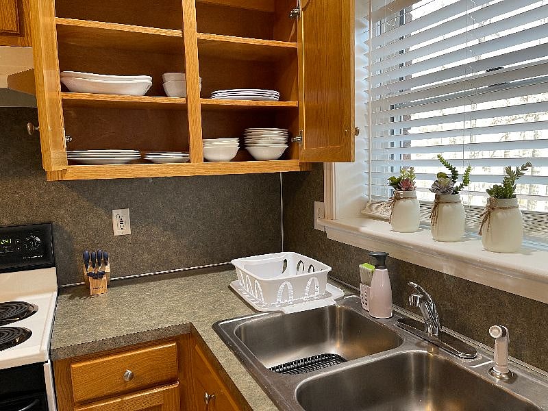 Furnished Finder property 484990_1 photo 9