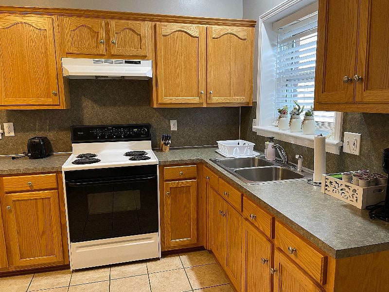 Furnished Finder property 484990_1 photo 7