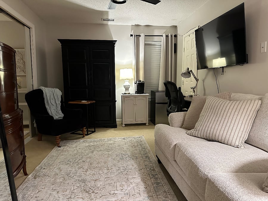 Furnished Finder property 485003_1 photo 3