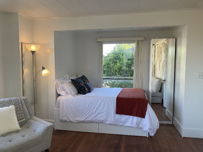 Furnished Finder property 485013_1 photo 29