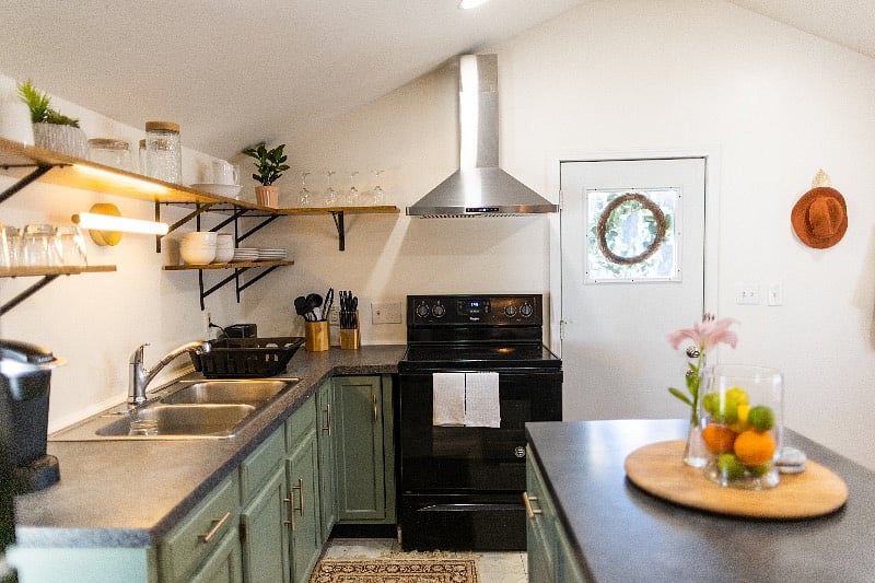Furnished Finder property 485130_1 photo 13