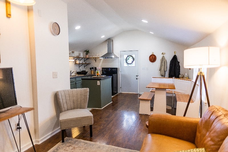 Furnished Finder property 485130_1 photo 24