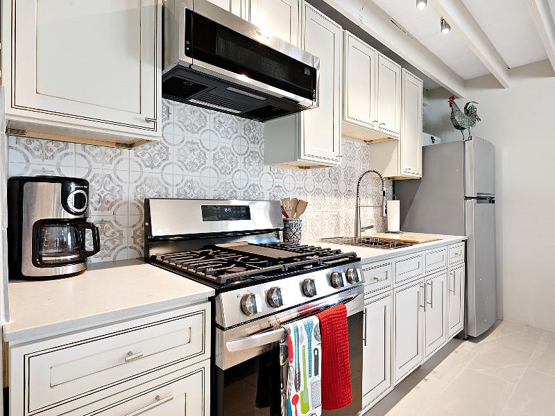 Furnished Finder property 485166_2 photo 4