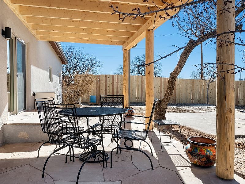 Furnished Finder property 485166_2 photo 12