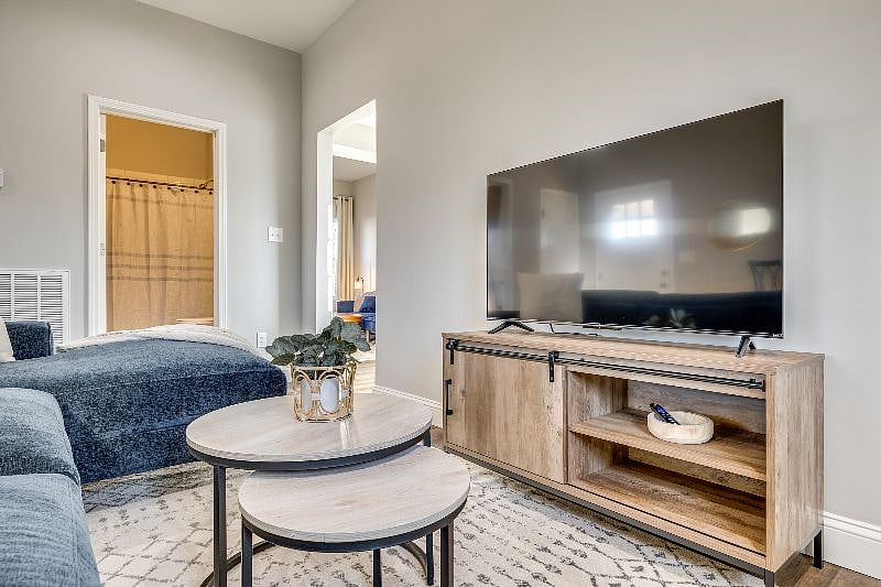 Furnished Finder property 485185_1 photo 20
