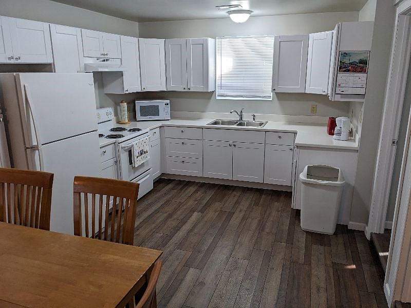 Furnished Finder property 485276_1 photo 7