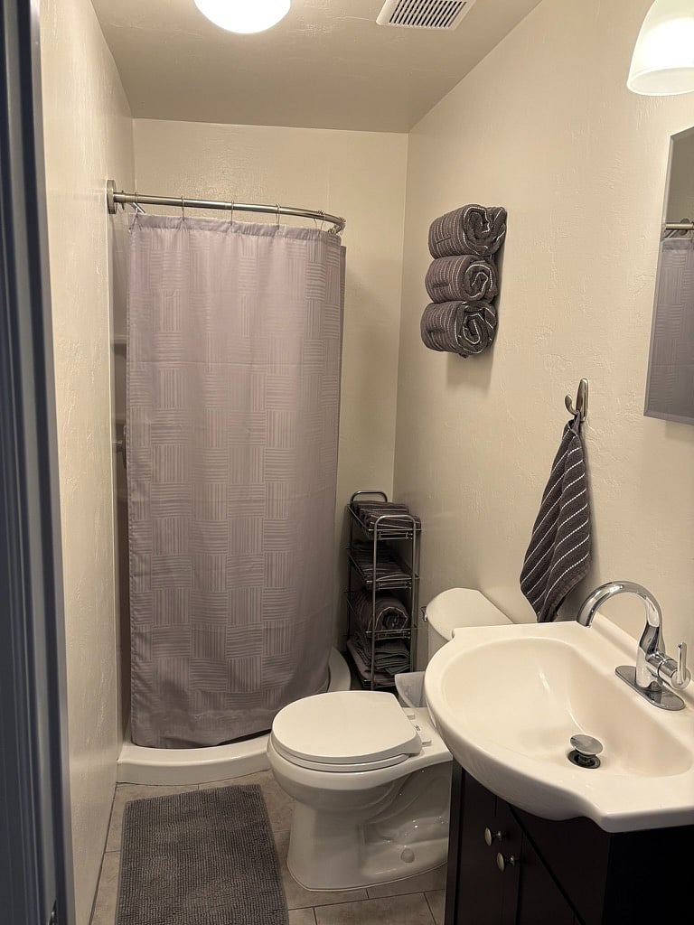 Furnished Finder property 485308_1 photo 3