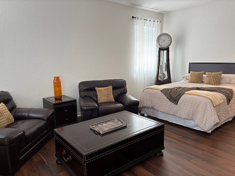 Furnished Finder property 485325_1 photo 3