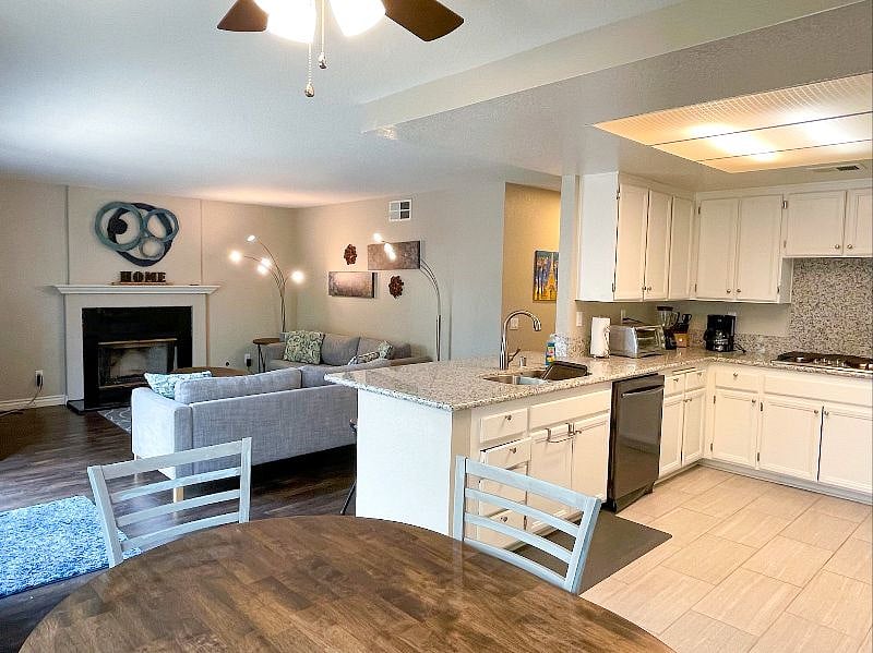 Furnished Finder property 485362_1 photo 4