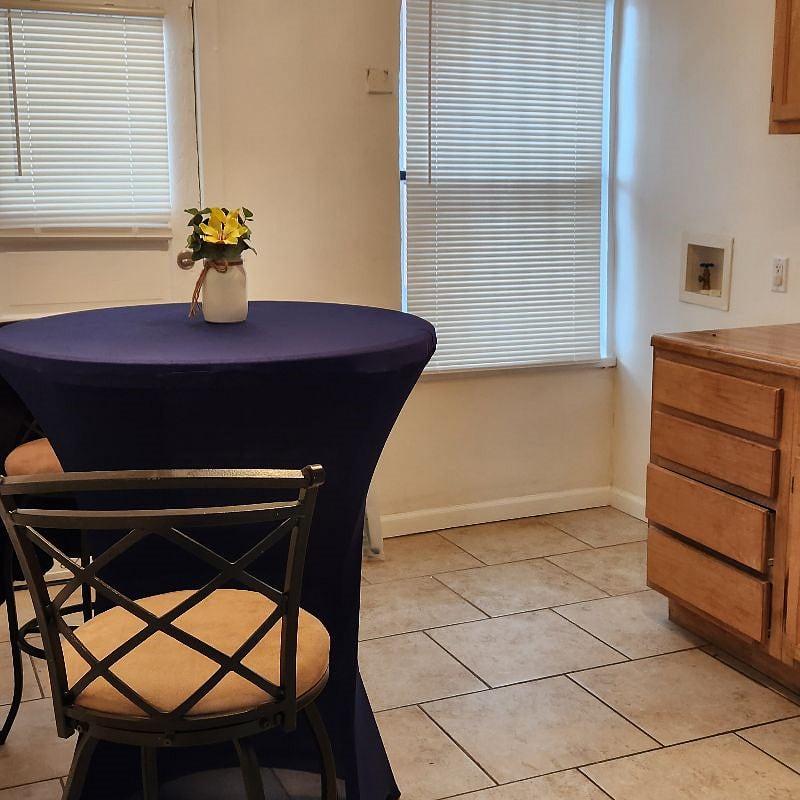 Furnished Finder property 485398_1 photo 3