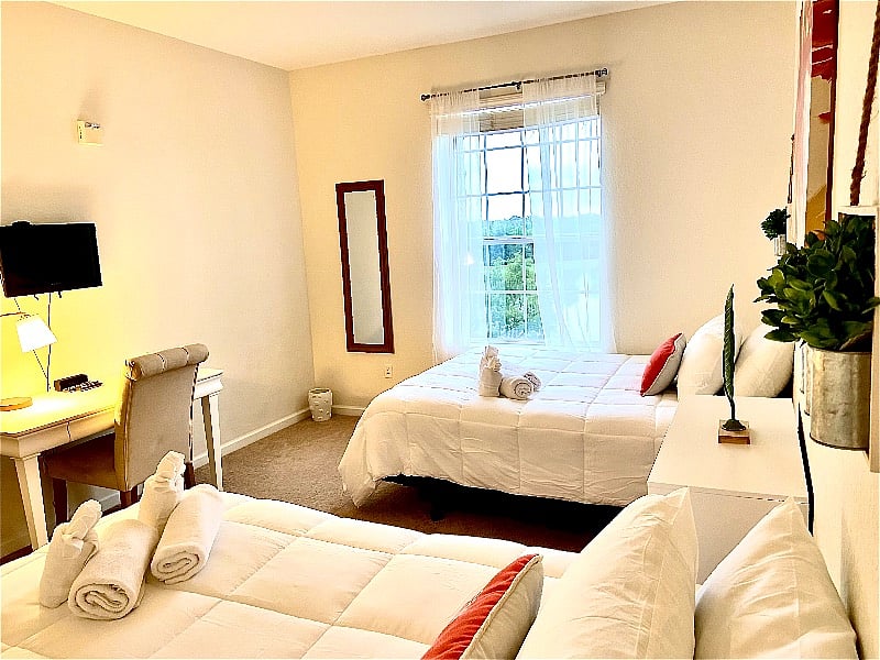 Furnished Finder property 485422_1 photo 22