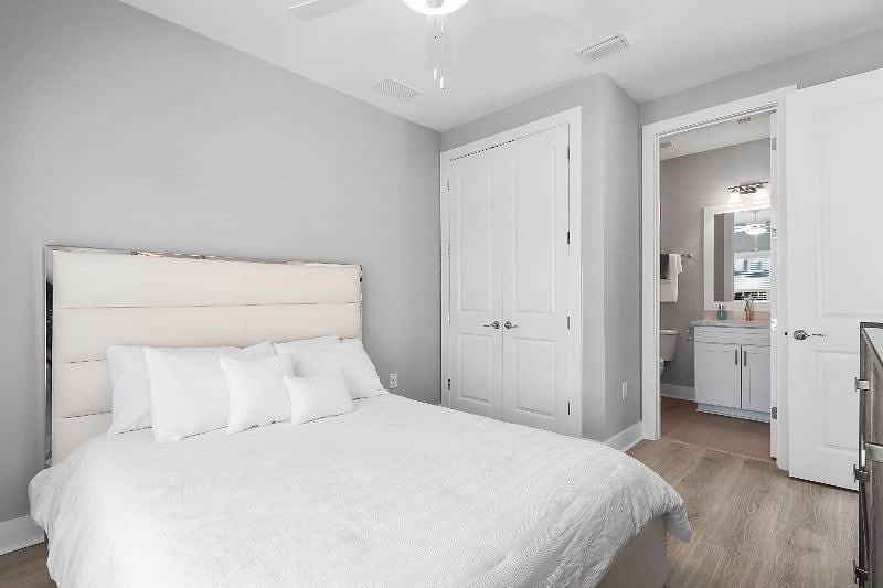 Furnished Finder property 485427_1 photo 12