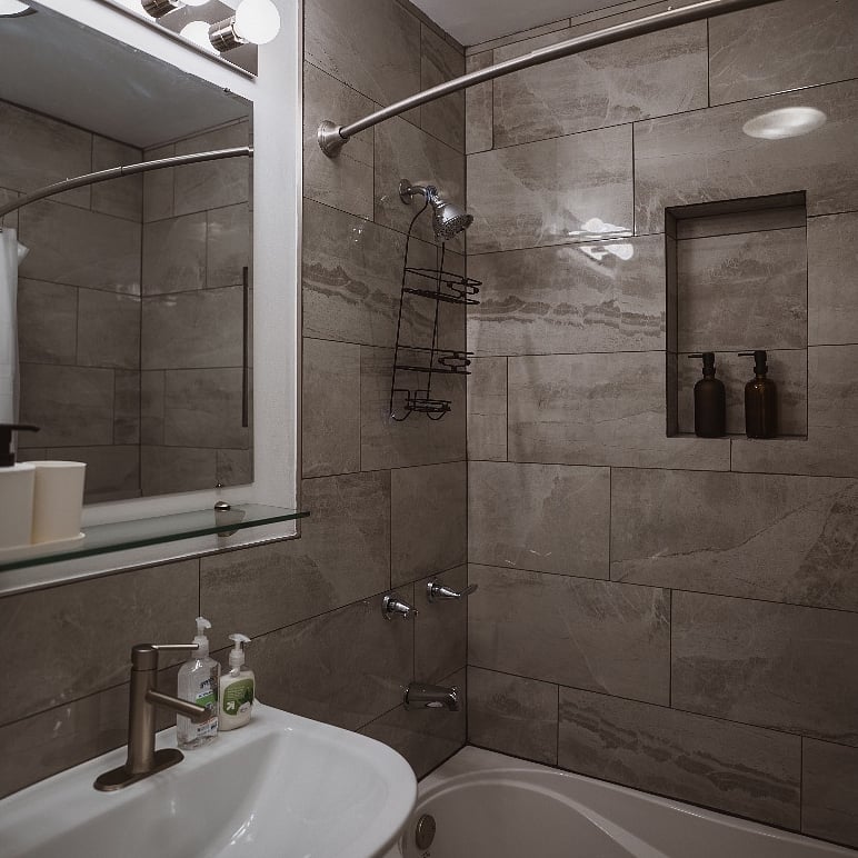 Furnished Finder property 485490_1 photo 14