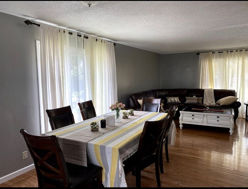 Furnished Finder property 485491_1 photo 2