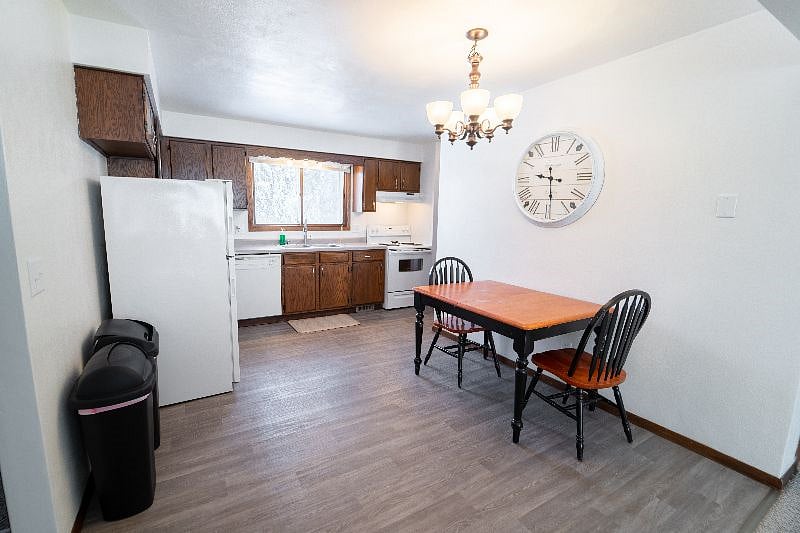 Furnished Finder property 485495_1 photo 11