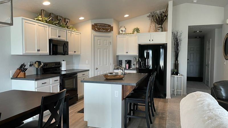 Furnished Finder property 485513_1 photo 7