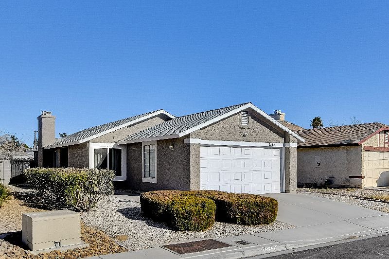 Furnished Finder property 485570_1 photo 2