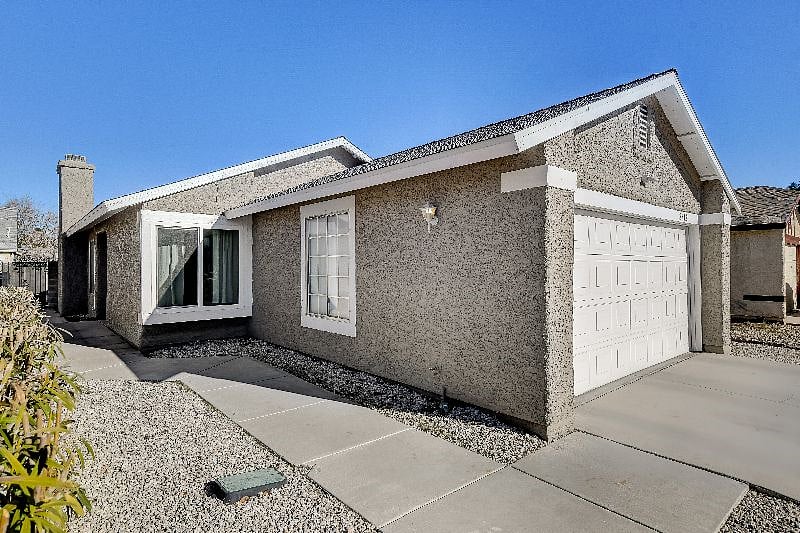 Furnished Finder property 485570_1 photo 3