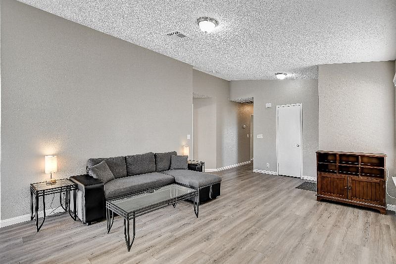 Furnished Finder property 485570_1 photo 6