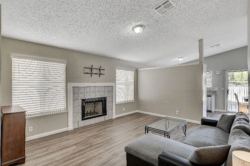 Furnished Finder property 485570_1 photo 8