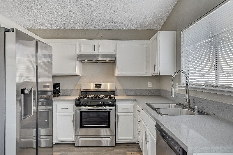 Furnished Finder property 485570_1 photo 13