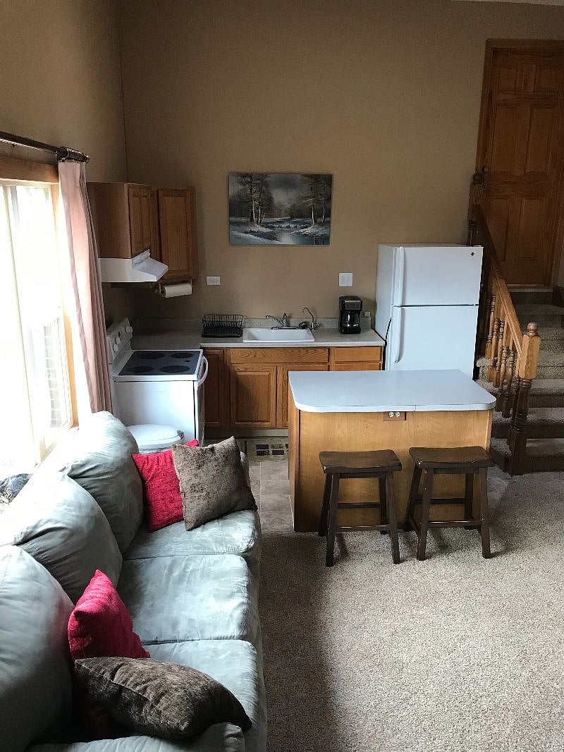Furnished Finder property 485587_1 photo 3