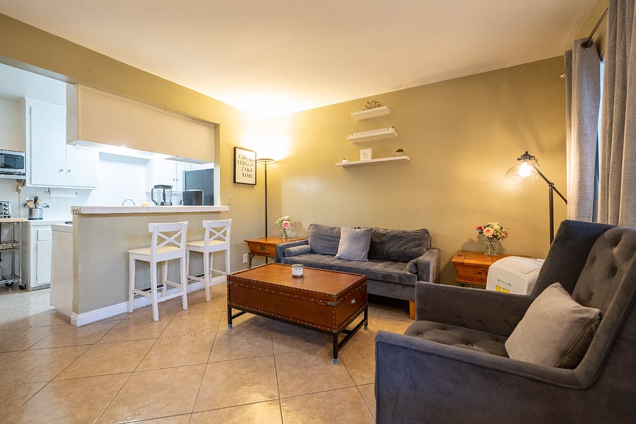 Furnished Finder property 485616_1 photo 1