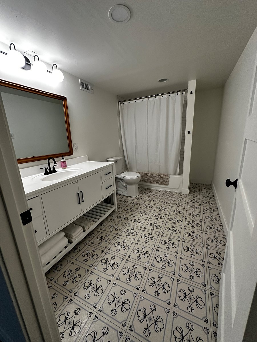 Furnished Finder property 485617_1 photo 15