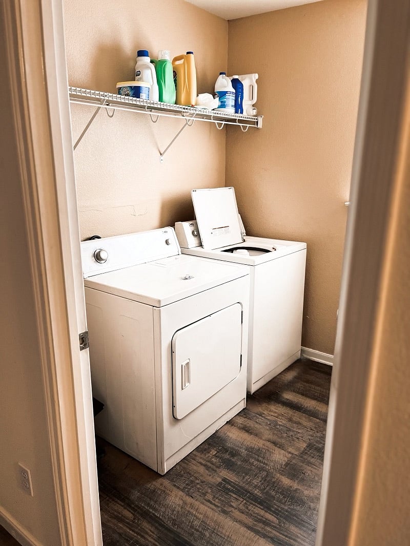 washer room with dryer and washer.