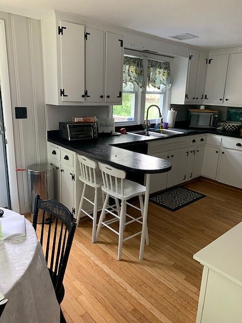 Furnished Finder property 485645_1 photo 3
