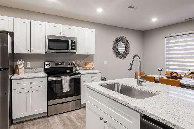 Furnished Finder property 485671_1 photo 17