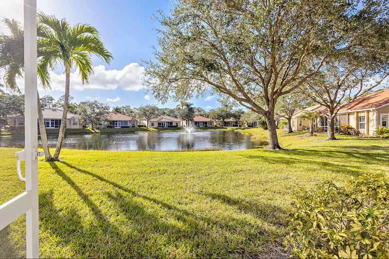 Furnished Finder property 485698_1 photo 4