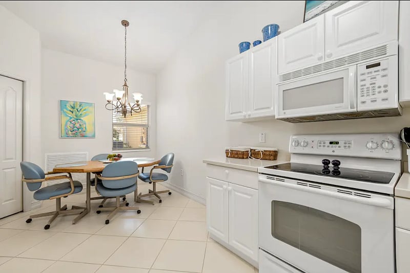 Furnished Finder property 485698_1 photo 9