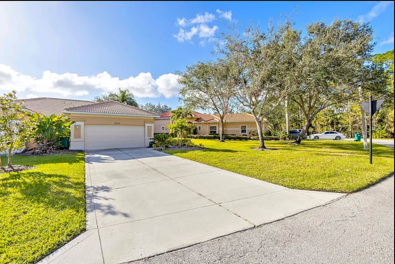 Furnished Finder property 485698_1 photo 25