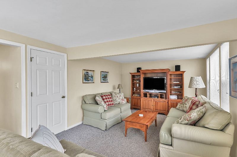 Furnished Finder property 485705_1 photo 4