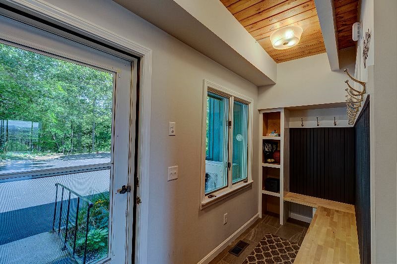 Furnished Finder property 485710_1 photo 3