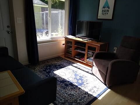 Furnished Finder property 485754_1 photo 18