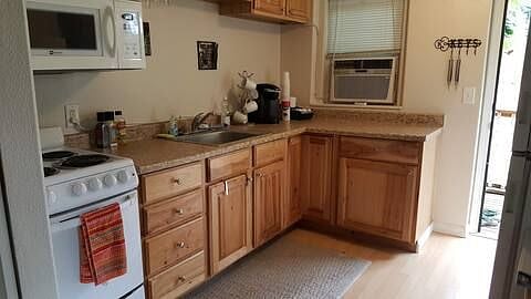 Furnished Finder property 485754_1 photo 14