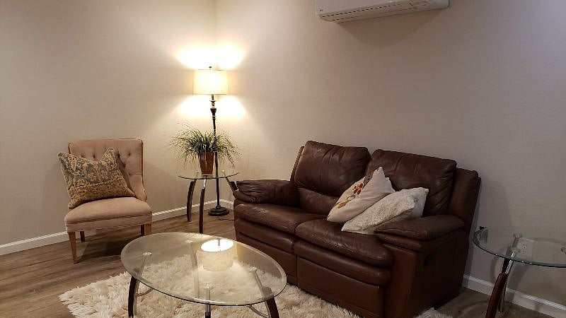 Furnished Finder property 485758_1 photo 3