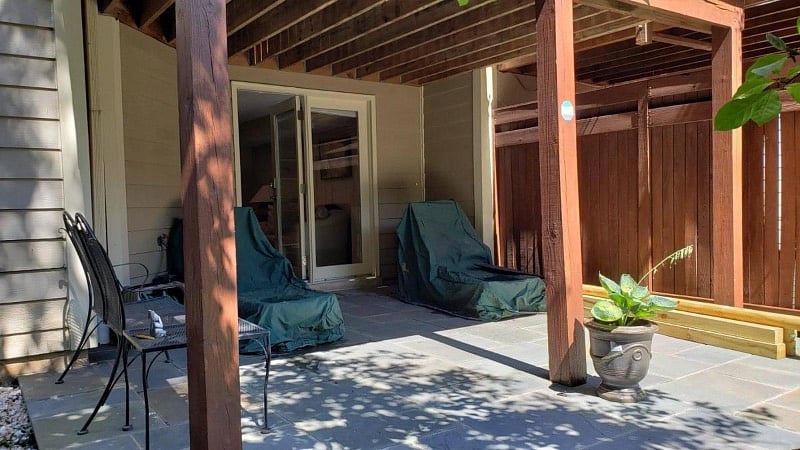 Private entrance and patio
